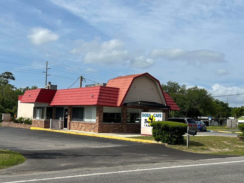 Dora Cafe exterior